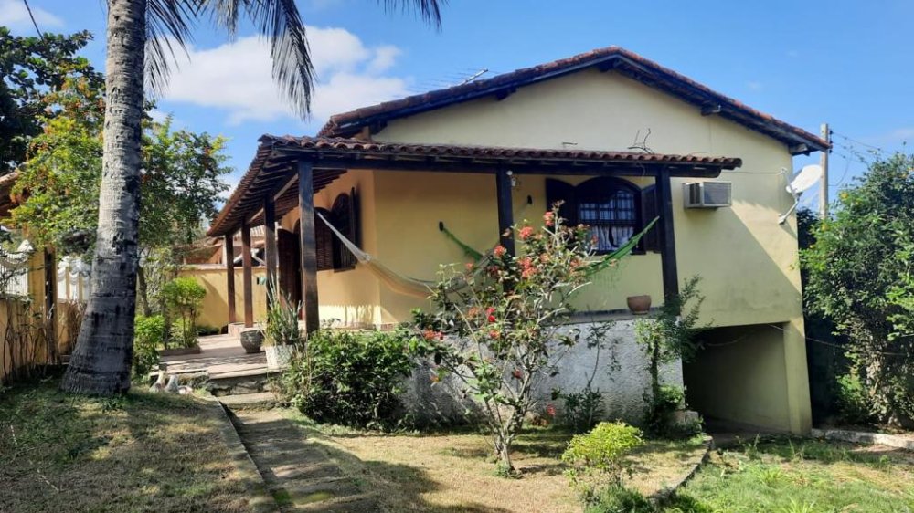 Casa em condomínio à venda  no Retiro (bacaxá) - Saquarema, RJ. Imóveis